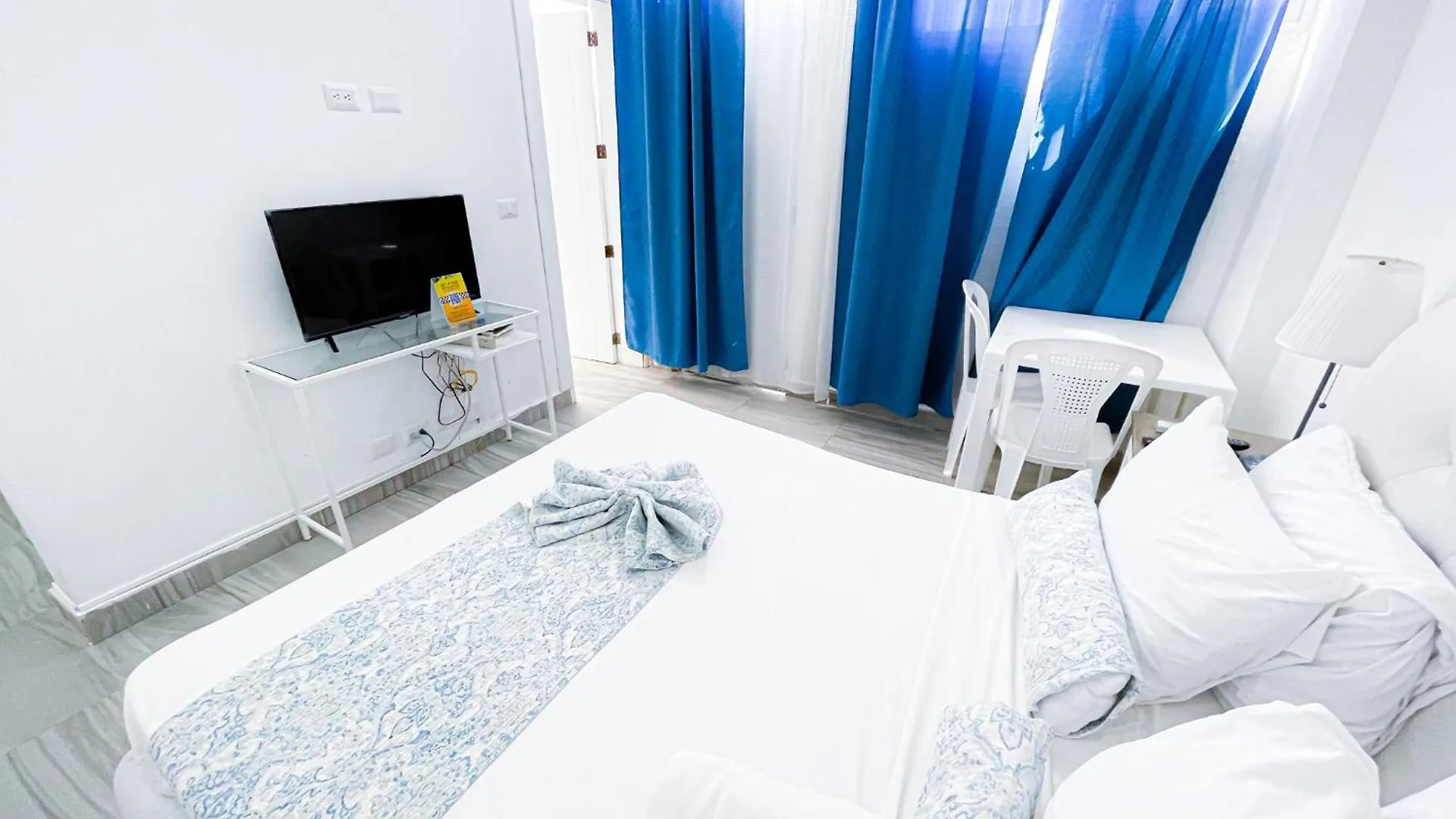 Rooftop Pool Ducassi Stuios Suites Los Corales Hotel Beach Club & Spa بونتا كانا